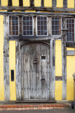 Yellow-House door