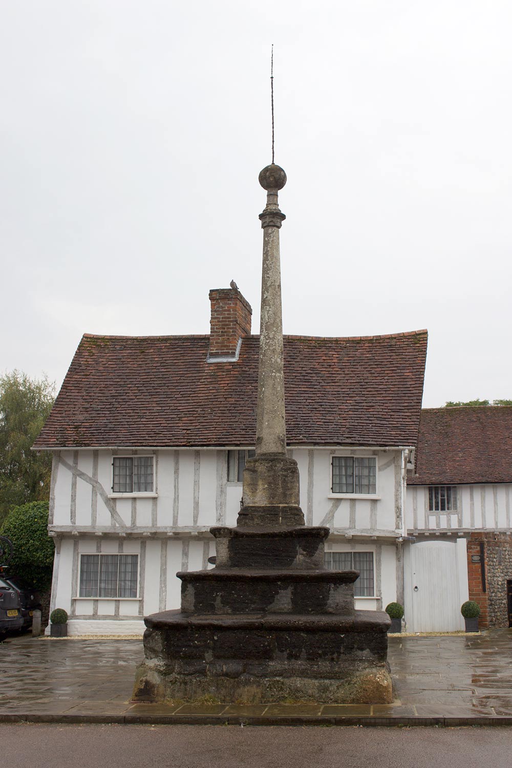 market-cross