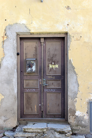 Chalked-Door